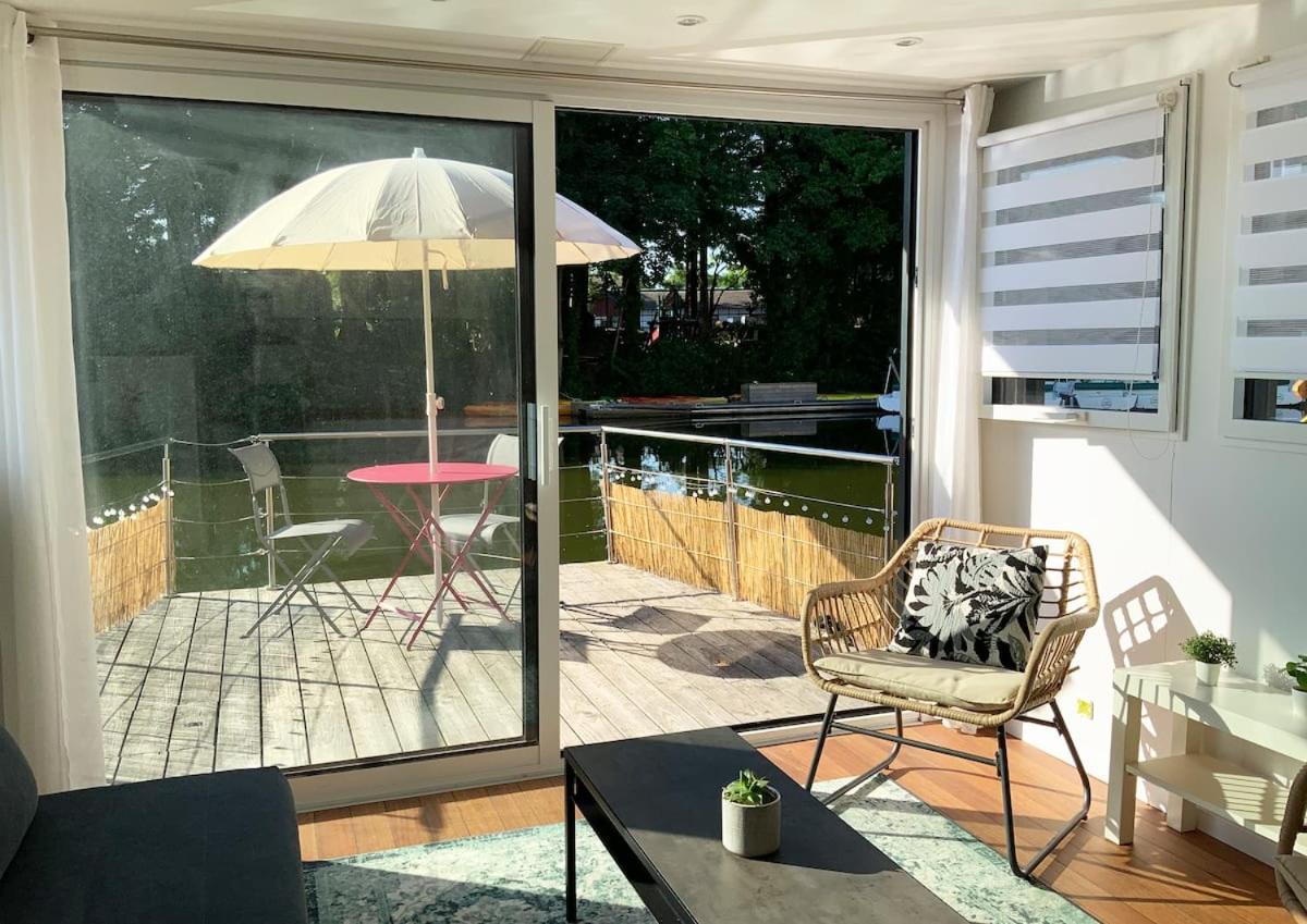 Bateau Appartement Sur L'Erdre Au Coeur De Nantes Exterior photo